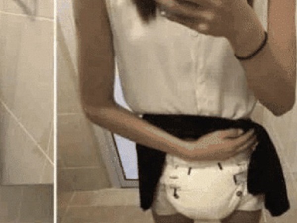 Vào nhà vệ sinh kéo váy để 'seo phì', nữ sinh 19 tuổi khiến cư dân mạng rùng mình vì nguyên do