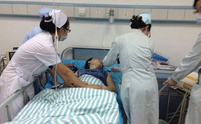 Cay đắng lấy nhầm 'thần giữ của': Lương 18 triệu nhưng chỉ bỏ 2 triệu/tháng nuôi con, vợ ốm chết cũng không quan tâm
