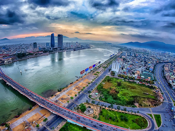 Đòn bẩy du lịch và cuộc ‘đổi đời’ của kinh tế Đà Nẵng