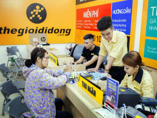 Việt Nam đã tự sản xuất điện thoại thông minh, thế tại sao họ vẫn chưa bán được?