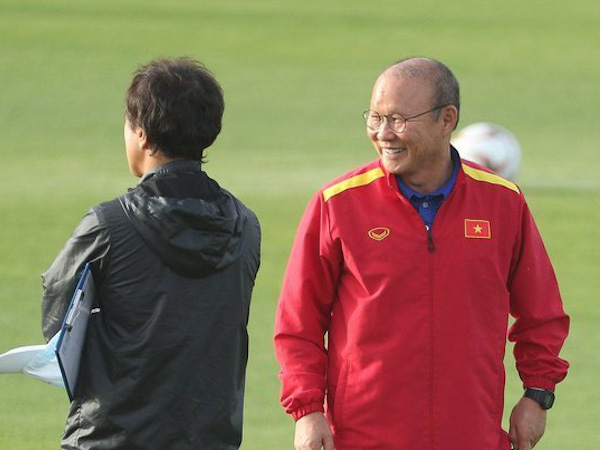 Thầy Park sẽ có 'món quà bất ngờ' cho người Thái