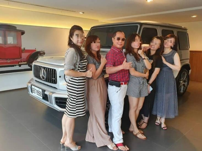 "Vua cần cẩu" Đài Loan khoe chung sống hòa thuận với 4 vợ