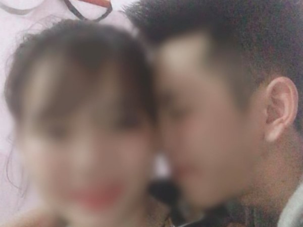 Bố cùng 2 con treo cổ tự tử ở Tuyên Quang: Lộ bức ảnh vợ với trai lạ