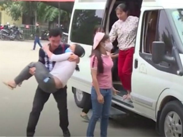 Vĩnh Phúc: Hơn 100 công nhân nhập viện cấp cứu do ngạt khí