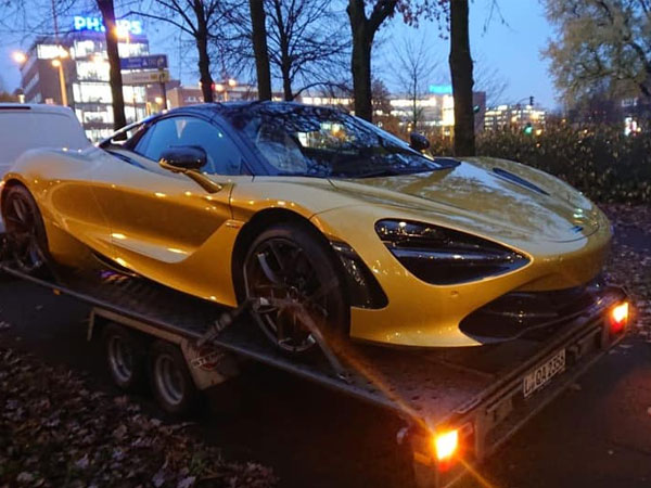 Siêu xe McLaren 720S Spider thứ 4 cập bến Việt Nam