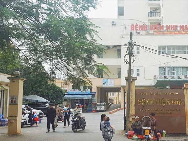 Bắt giam 2 nhân viên Bệnh viện Nhi Nam Định tuồn thuốc ra ngoài để trục lợi