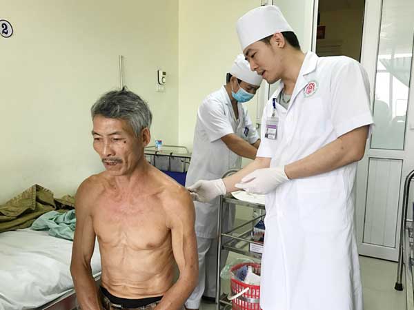 Thái Nguyên: Điều tra con rể sát hại bố mẹ vợ rồi tự sát