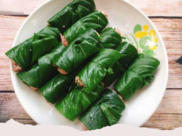 Cứ lấy 1 nắm lá xương sông làm theo cách này thì ho, viêm họng lâu đến mấy cũng khỏi nhanh mà không cần dùng thuốc