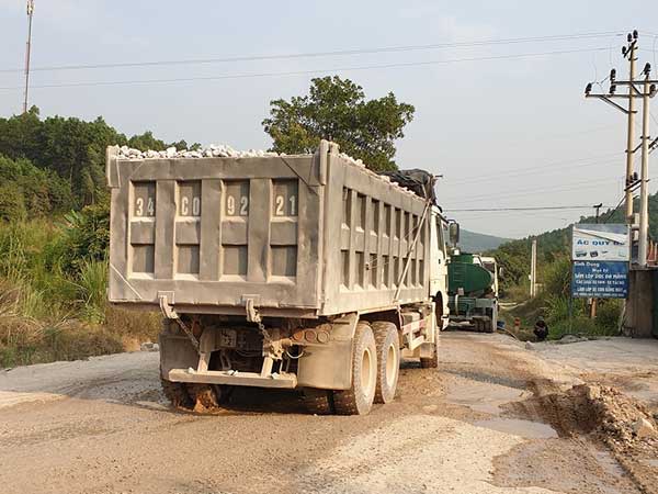 Xe 'hổ vồ' và những mánh khóe trốn kiểm soát trọng tải