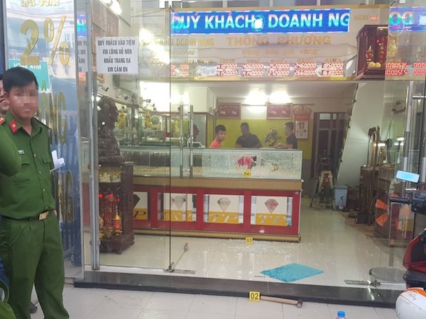 2 nghi phạm cướp tiệm vàng ở TP.HCM đã bị bắt