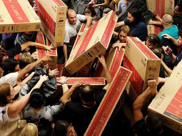 Sự thật Black Friday: Giảm giá sập sàn, vét túi khách hàng ăn lãi hàng nghìn tỷ đồng