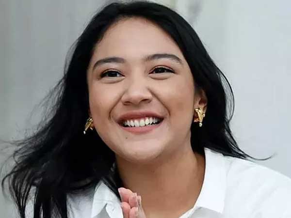 Đây chính là cô gái 23 tuổi trẻ đẹp, gia thế khủng vừa được Tổng thống Indonesia lựa chọn làm cố vấn
