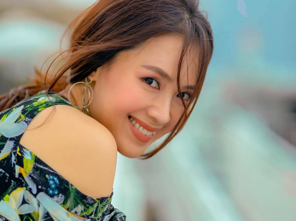 Hồng Diễm: 'Hoa hồng trên ngực trái còn nhiều bất ngờ và không dễ đoán'