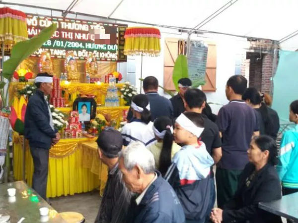 Vụ 2 nữ sinh lớp 10 tử vong ở Hải Dương: Tang thương bao trùm làng quê