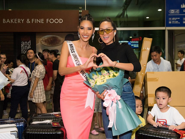Miss Universe 2019: Mang quá nhiều hành lý để mỗi ngày mặc 1 vali đồ,  Hoàng Thùy bị phạt 2000 USD