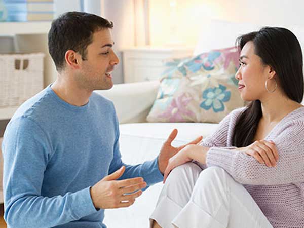 Học cách giao tiếp giúp cải thiện mối quan hệ vợ chồng