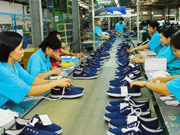 10 tháng, xuất khẩu giày dép và túi xách, đạt 17,67 tỷ USD