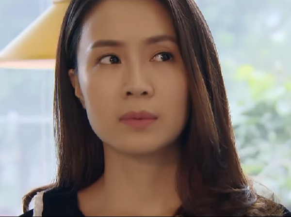 Hoa hồng trên ngực trái tập 33: Thái níu kéo, Khuê bật lại một câu khiến chồng cũ 'cứng họng' còn khán giả thì không thể hả dạ hơn