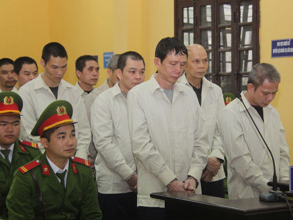 11 án tử trong đường dây buôn bán 1.700 bánh ma túy