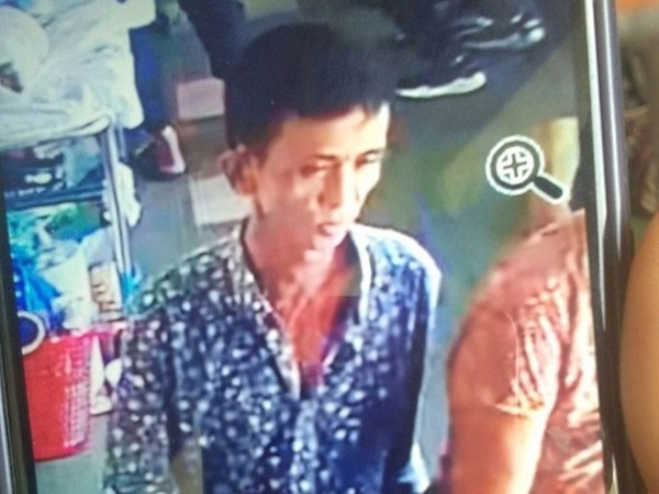 Bắt giữ đối tượng trộm của bà cụ chăm con trong viện
