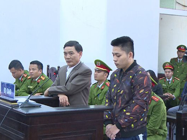 Thanh Hóa: Cướp micro hội nghị để kích động nhân dân, 2 đối tượng lĩnh án