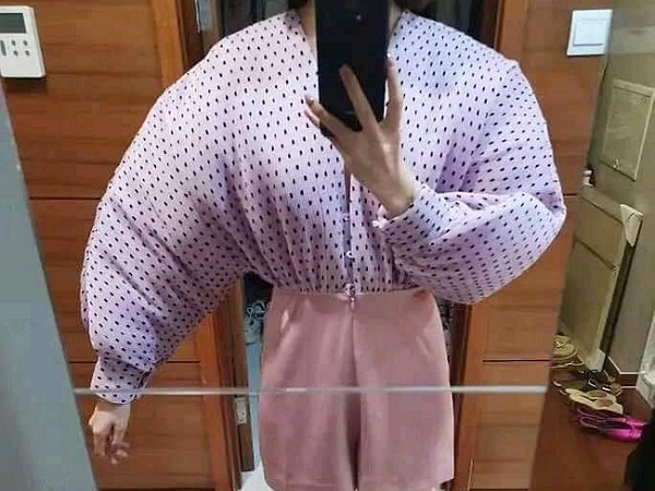 Lúc mua hết lòng, hàng về hết hồn: đặt mua bộ jumpsuit tay phồng tím mộng mơ, cô gái trẻ nhận về bộ quần áo không khác gì phao bơi