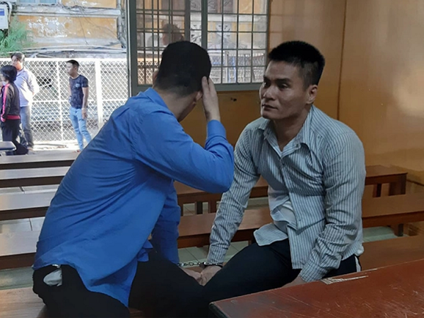 Cặp nam nữ bị trộm hơn 500 triệu đồng vì cãi nhau