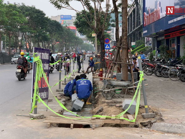 Chi 36 tỷ đồng 'thay áo mới' cho vỉa hè tuyến đường đông đúc bậc nhất Thủ đô