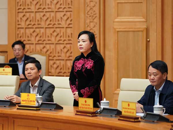 Nguyên Bộ trưởng Nguyễn Thị Kim Tiến xúc động phát biểu chia tay Chính phủ