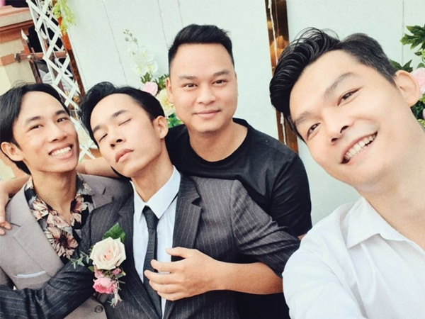 Bị nhận nhầm là chú rể, Việt Anh Vlog 1977 hài hước khẳng định vẫn còn tỉnh táo nên chưa bị 'bế lên quan'