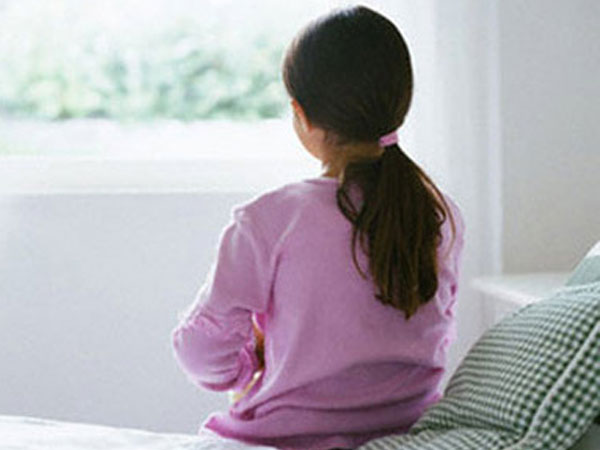 Chuyện khó tin nhưng có thật: Con gái mới 4 tuổi đã bị viêm phụ khoa