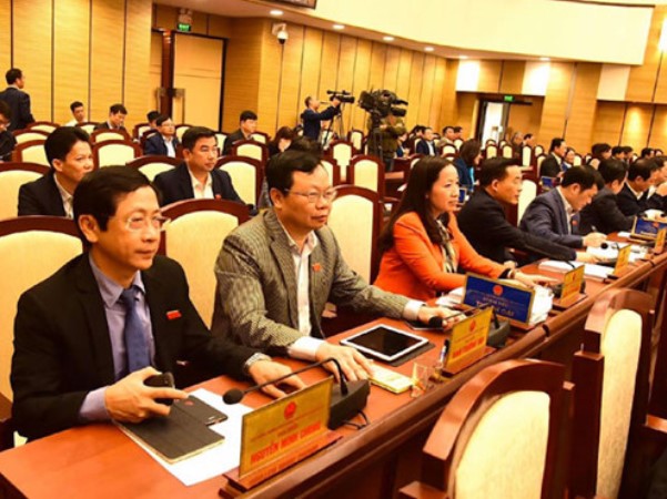 Hà Nội thông qua nghị quyết tăng học phí trường tiểu học và THPT chất lượng cao