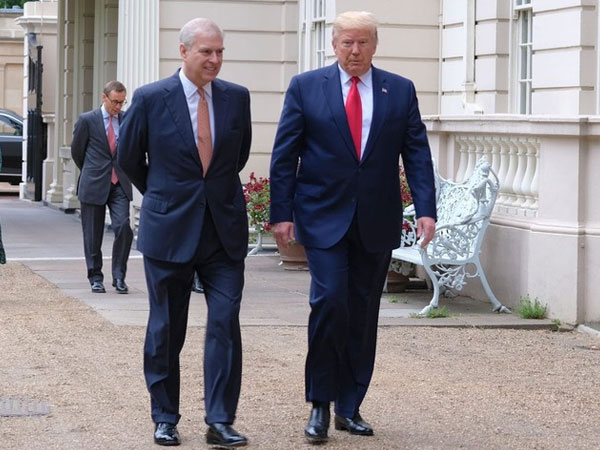 Nhiều lần gặp nhau, ông Trump vẫn tuyên bố không biết Hoàng tử Andrew