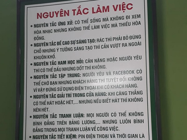Tình cờ phát hiện tấm biển nội quy 'siêu mặn mòi' tại Nghệ An, cư dân mạng đã bật cười ngay 'phút mốt' khi phát hiện ra chi tiết này
