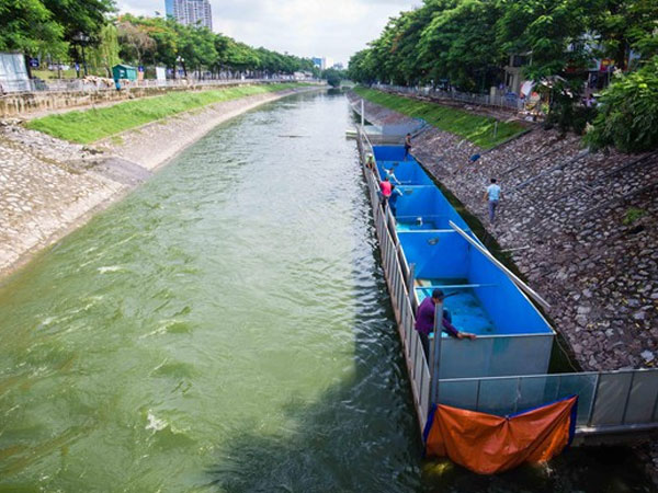 Xử lý ô nhiễm sông Tô Lịch bằng công nghệ Nhật Bản: Chuyên gia nói khó khả thi và 'hiến kế' hồi sinh dòng sông chết