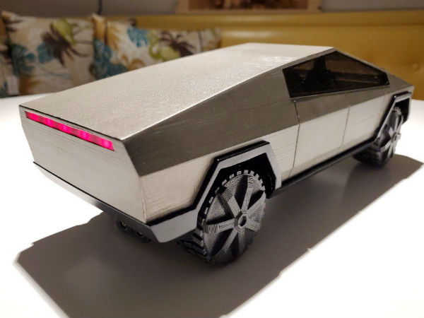 Không đợi được chính hãng, người hâm mộ đã in 3D bán tải Tesla Cybertruck cho riêng mình