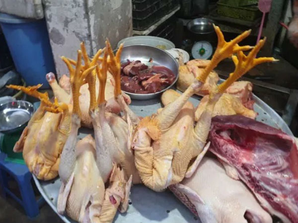 Cuối năm, nhiều mặt hàng thực phẩm đồng loạt tăng giá