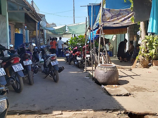 Vũng Tàu: Diễn biến vụ chồng bị truy sát tử vong vì vợ rửa cá tạt nước trúng tường nhà hàng xóm