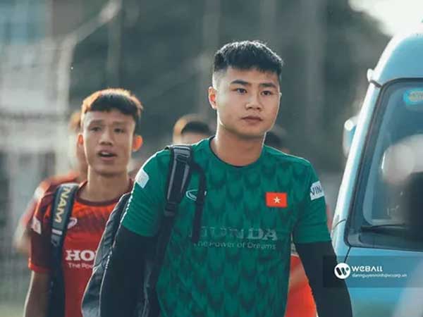Mẹ thủ môn Văn Toản chia sẻ điều gì về con trai đang thi đấu tại SEA games 30?
