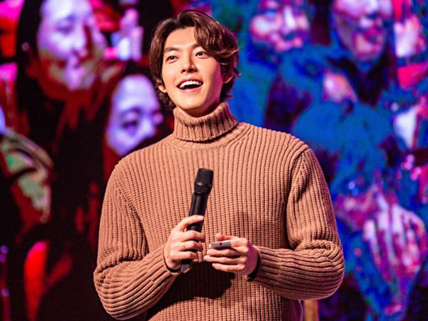 Kim Woo Bin trở lại với ngoại hình đỉnh cao trong fanmeeting sau hơn 2 năm ở ẩn hoàn toàn để điều trị ung thư
