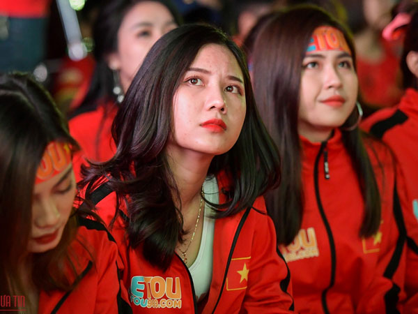 Ngắm nhìn dàn ‘hot girl’ cổ vũ trong trận đấu giữa U22 Việt Nam và U22 Indonesia