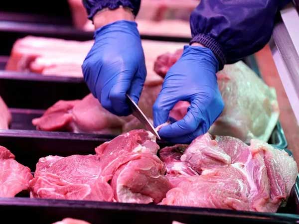 Giá thịt lợn nóng lên từng ngày lên tới 280.000 đồng/kg, Tết này ai dám mạnh tay mua như năm ngoái?
