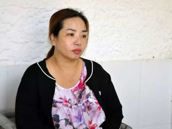 Mê 'nữ tiếp viên hàng không' xinh đẹp, người đàn ông giận bản thân vì bị gái lừa