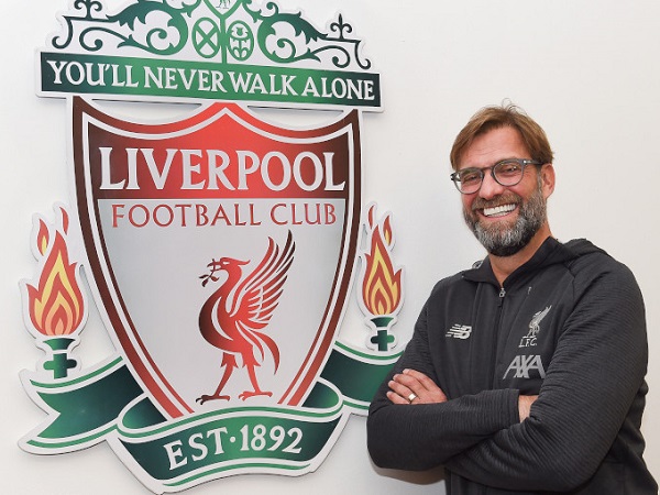 Klopp gia hạn với Liverpool, nói về thương vụ Minamino