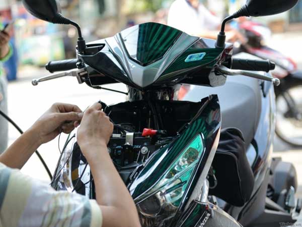 Thời điểm thích hợp để thay ắc quy xe máy tiết kiệm, hiệu quả