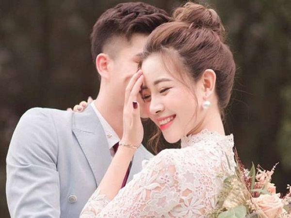 Vợ sắp cưới Văn Đức: 'Cảm ơn vì ta gặp nhau trong lúc khó khăn nhất, đến với nhau bằng tình yêu chân thật'