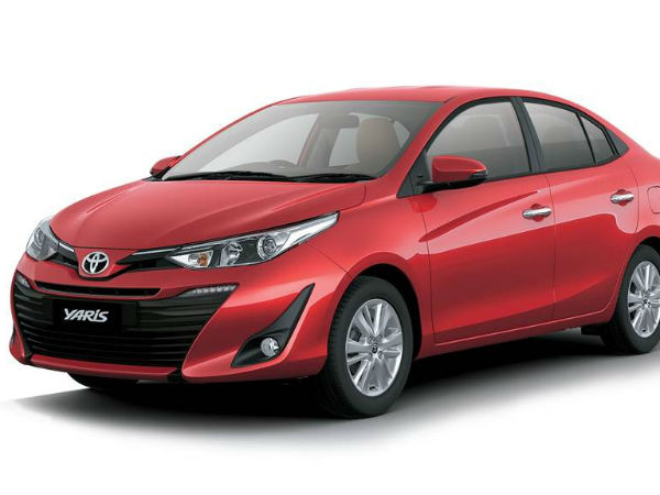 Toyota Yaris 1.5 phiên bản mới sắp ra mắt thị trường: Giá cao, nhiều trang bị hấp dẫn