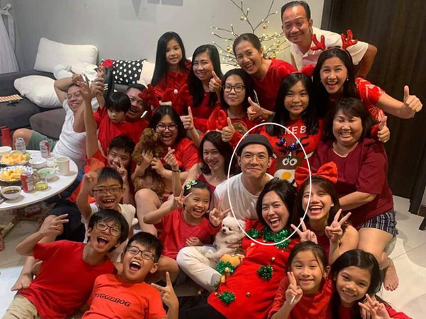 Lộ ảnh Anh Tú thân thiết mừng Giáng sinh bên gia đình Diệu Nhi, tình bể bình thế này thì còn lâu mới chia tay