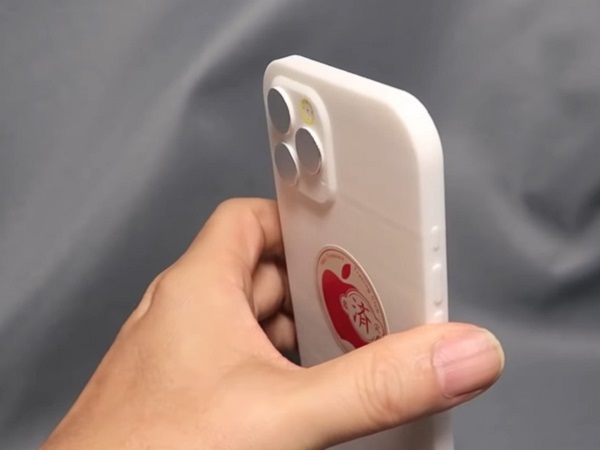 iPhone 2020 bất ngờ lộ diện với thiết kế phẳng siêu đẹp