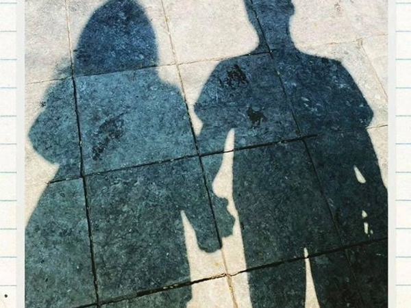 Bạn trai tin đồn vừa khoe ảnh nắm tay ai đó, Primmy Trương ngay lập tức 'thả tim' dù trước đó không follow
